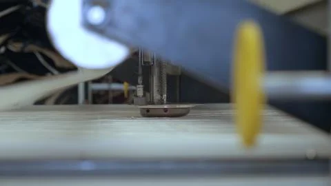 He printing machine prints the code on the paper (fabric) date, time code Foto stock