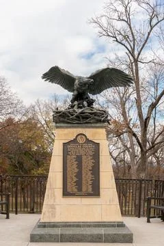He Victory Eagle Statue on the Campus of the University of Kansas Stock Photos
