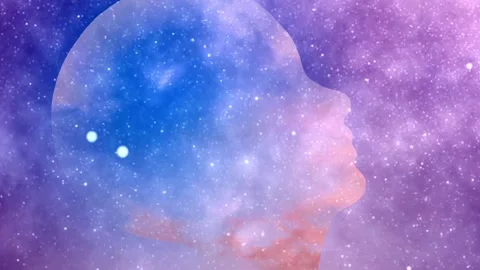 Head silhouette in the sky Video stock 140387219