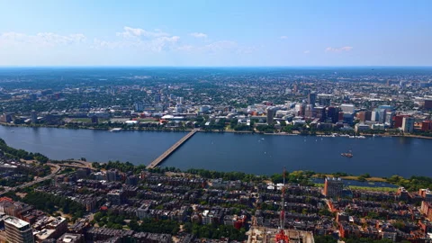 Heading to the green waterfront of the Charles River. Sprawling panorama of Stock Footage 339366567