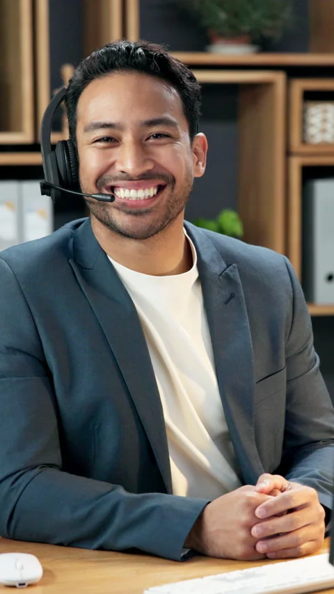 Headset, face and business man on computer for finance consulting, investment Stock Footage 344294600