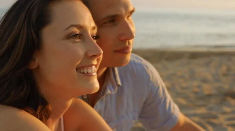 Headshot couple on beach Stock Footage 43620203