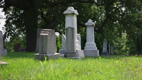 Headstones in a graveyard 2 Stock-Footage 290246290