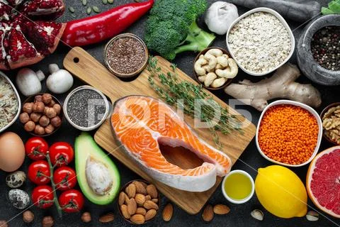 Healthy food clean eating selection: fish, fruit, nuts, vegetable, seeds, sup Stock-Fotos