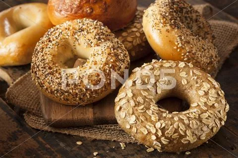 Healthy organic whole grain bagel Stock Photos