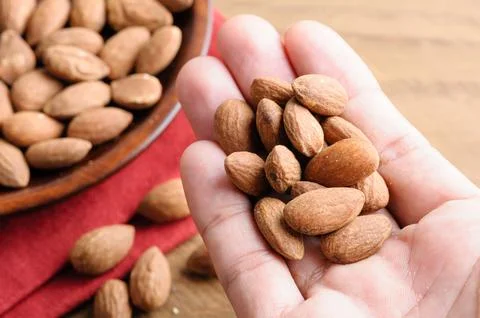 Heap of almonds Foto stock