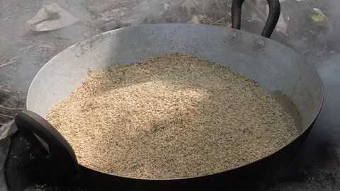 Heap of Grains Видео 335219645