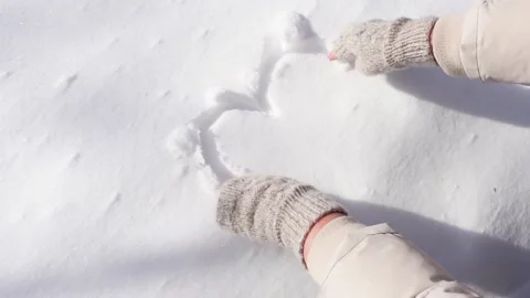 Heart drawing on the Snow Stock-Footage 237621264