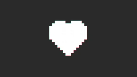 Heart glitch icon animated. Stock Footage 167841957