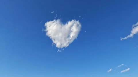 Heart Romantic Cloud Stock Footage 183902408