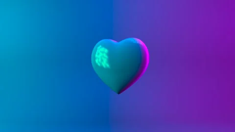 Heart shape 3d animation. Rotating and exploding red heart for Valentine's day Stock Footage 167783785