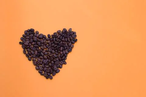 Heart shape of coffee beans 스톡 사진