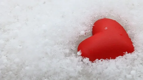 Heart in the snow. Stock Footage 39467328