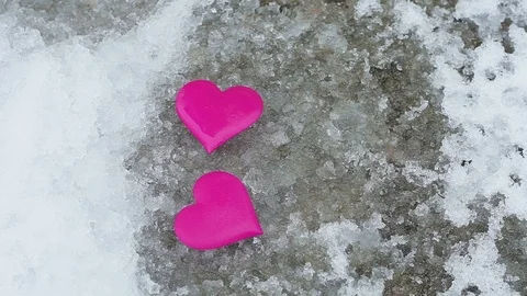 HEART ON SNOW. Valentine's day Spring Видео 99453077