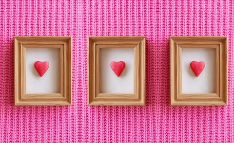 Hearts within the framework. Wooden frames and gingerbread hearts Stock-Fotos