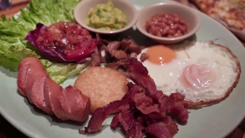 A hearty breakfast plate 動画素材 325660740