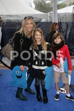 Heather thomas.los angeles premiere of dreamworks animation's monsters vs. al Stock Photos