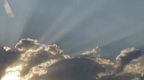 Heavenly clouds with sun rays 스톡 동영상 39761665