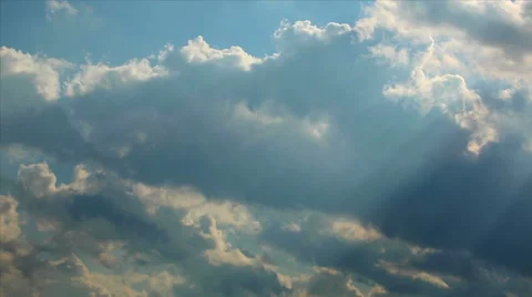 Heavenly Clouds With Sunbeams, Time Lapse Vídeos de archivo 41870363