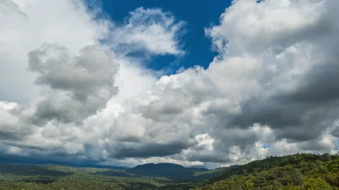Heavenly Cumulus Cloud Time Lapse in California's Sierra Nevada Mountains Stock Footage 279340091