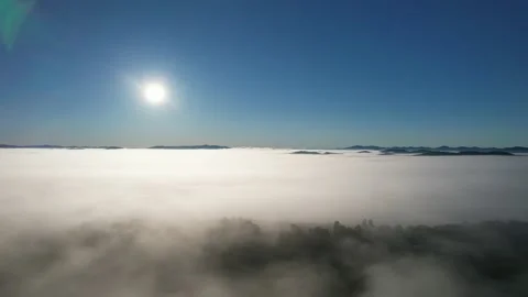 Heavenly Mountain Clouds Video stock 221111171