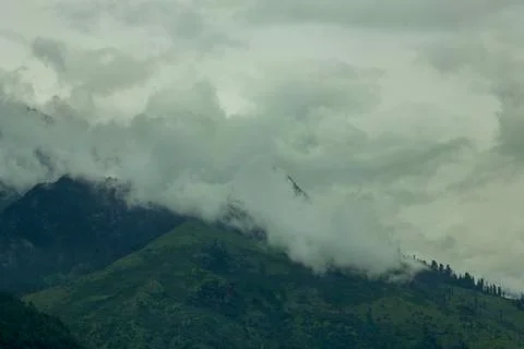 Heavy cloud on the mountain Foto stock