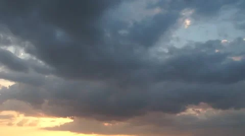 The heavy clouds moving Stock Footage 5727304