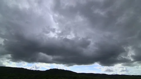 Heavy clouds - timelapse Stock Footage 47735009