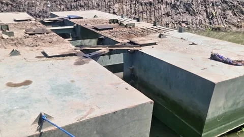 Heavy duty coupling pontoon floating on river water for marine infrastructure 스톡 동영상 347814532