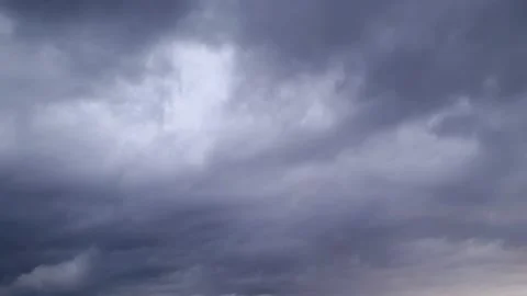 Heavy grey clouds animation for weather forecast - loop video Video stock 196413147