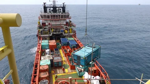 Heavy Lifting at Offshore. Stock-Footage 156684245