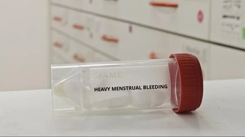 HEAVY MENSTRUAL BLEEDING tablets for reduce excessive menstrual blood loss 库存照片