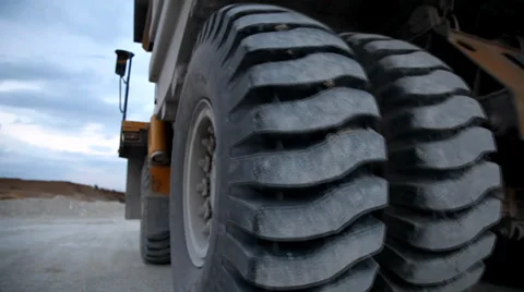 Heavy mining dump truck being loaded with iron ore 스톡 동영상 33827677