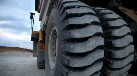 Heavy mining dump truck being loaded with iron ore 스톡 동영상 38499606