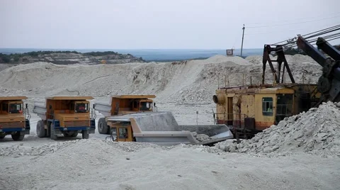 Heavy mining dump truck being loaded with iron ore Video stock 44121798