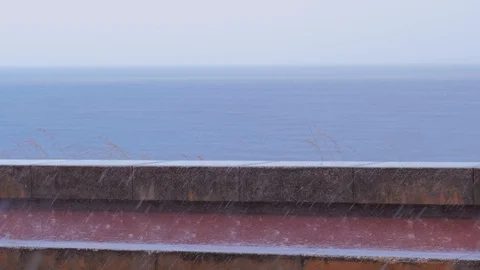 Heavy rain drops on asphalt, rainy day Vídeo Stock 104252453