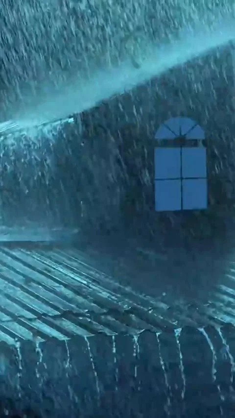 Heavy Rain Falling Stock Footage 326371599