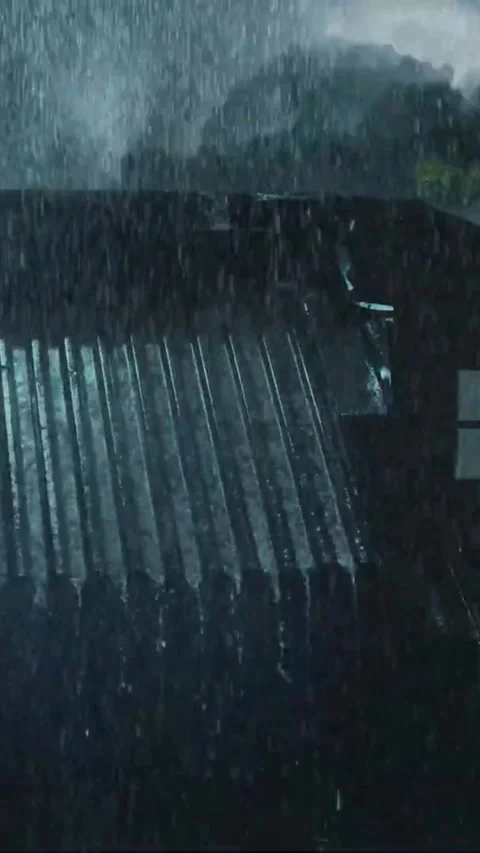 Heavy Rain Falling Video stock 326378174