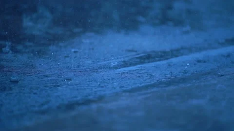 Heavy rain fell on the roads, causing a lot of flooding. Video stock 217362560