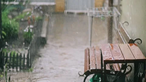 Heavy Rain With Hail Vídeos de archivo 343875239