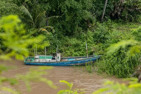 Heavy rain for two consecutive nights in East Sumba has caused a major flood Foto stock