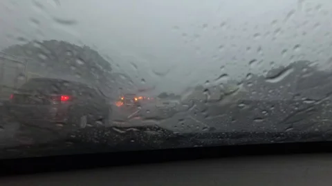 Heavy Rain while Driving, Surabaya East Java, Indonesia, Asia Vídeos de archivo 129060282