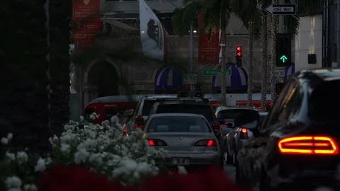 Heavy rush hour traffic on Rodeo Drive, Beverly Hills Stock Footage 124177708