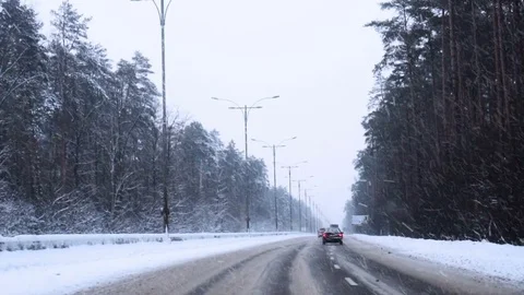 Heavy snow on the road Stockbeeldmateriaal 71754906