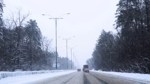 Heavy snow on the road Stock-Footage 76424277