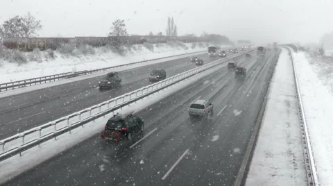 Heavy snowfall on German highway Stock-Footage 45612401