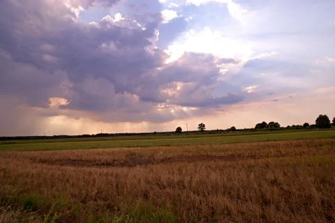 Heavy a storm cloud in the Countryside Stock-Fotos
