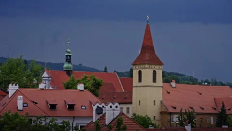Heavy Storm Clouds Over Český Krumlov Rooftops Vídeo Stock 313222380