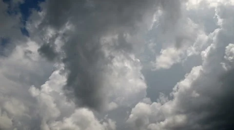 Heavy stormy clouds Stock-Footage 41345722