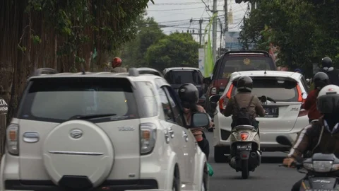 HEAVY TRAFFIC IN BALI Stock Footage 127424828